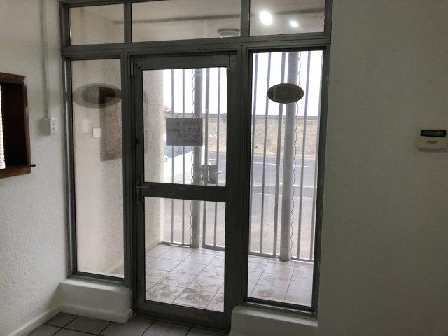 To Let Commercial Property for Rent in Paarden Eiland Western Cape